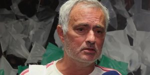 Ο Ζοσέ Μουρίνιο έχει τον τρόπο του με τους παίκτες του