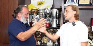 Ο Μάριος Ηλιόπουλος μαζί με τον Λόβρο Μάγερ