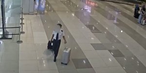 Πιλότος πιάστηκε με 70.000 ναρκωτικά χάπια στο Διεθνές αεροδρόμιο της Ινδονησίας