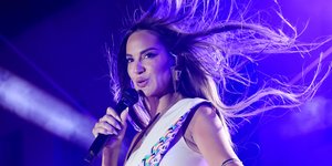 Η τραγουδίστρια Ρία Ελληνίδου