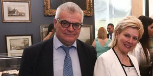 Ο Αλέξανδρος Ροδολάκης με τη σύζυγό του Τζίνα Οικονόμου 