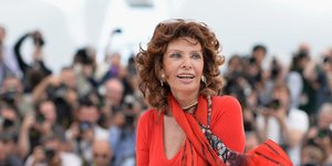 Όλες θέλουν να ντύνονται σαν Ιταλίδες γιαγιάδες -Η νέα εμμονή της μόδας λέγεται «nonna-maxxing»
