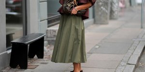 5+1 κομμάτια από τα Marks & Spencer για να φορέσετε από τώρα το χρώμα που θα κυριαρχήσει το φθινόπωρο