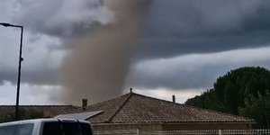 Ανεμοστρόβιλος καταγράφηκε στην Καρκασόν της Γαλλίας