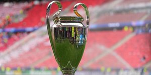 Το τρόπαιο του Champions League στον τελικό μεταξύ Παρί Σεν Ζερμέν και Άρσεναλ