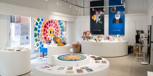yiayia and friends - Στρατηγική συνεργασία με το Gaudí Foundation ως Official Partner
