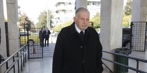 Πέθανε ο Γιάννης Βαρβιτσιώτης
