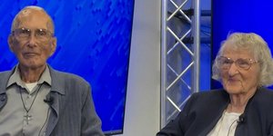Η Άιλιν και ο Γκόρντον Μπάιτλι παντρεύτηκαν το 1946 / ΥΟUTUBE