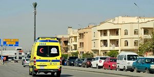 Ασθενοφόρο στη Μέση Ανατολή 