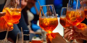 Το Aperol εκτοξεύτηκε στην κορυφή χάρη σε επιθετικό μάρκετινγκ και σε μια αξιοσημείωτη σύμπτωση συνθηκών / UNSPLASH 