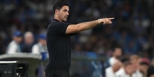 Ο Μικελ Αρτέτα στον πάγκο της Άρσεναλ