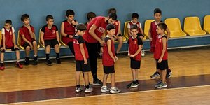 Ο Ηλίας Βασιλείου κατά την διάρκεια της "θητείας" του στις ακαδημίες του ΕΦΑΟΖ 