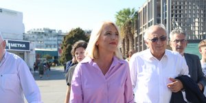 Ρένα Δούρου