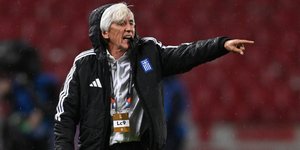 Ο Ιβάν Γιοβάνοβιτς στην αναμέτρηση της Σερβίας με την Ελλάδα