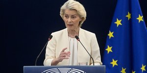 Oύρσουλα Φον ντερ Λάιεν
