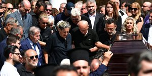 Γιώργος Μαζωνάκης