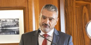 Σταύρος Κατσικάδης