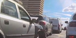 Καραμπόλα πέντε αυτοκινήτων στην Κηφισίας, στο ρεύμα προς Αθήνα