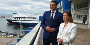Ο Βασίλης Κικίλιας με την πρέσβη του Ισραήλ, Πνινάτ Γιανάι