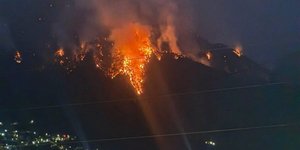 Φωτιά πάνω από την Κόνιτσα