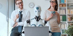 Η νέα μόδα του «bot bragging» είναι μια μορφή κοινωνικού στάτους γύρω από την τεχνητή νοημοσύνη, προσβάσιμη σε όλους / UNSPLASH