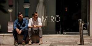 Γιάννης Ράπτης: Ο σχεδιαστής των Mi-Ro βάφτισε την κόρη του -Το ιδιαίτερο όνομα και ο φούξια στολισμός