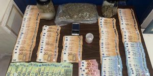 Δύο συλλήψεις για ναρκωτικά στον Άγιο Παντελεήμονα