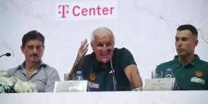 Ο Δημήτρης Γιαννακόπουλος έβαλε... δύσκολα στον Ζέλικο Ομπράντοβιτς: Η ιδιαίτερη ερώτηση για τη ζωντανή ιστορία του Παναθηναϊκού AKTOR [βίντεο]