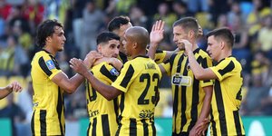 Οι παίκτες της ΑΕΚ κατά τη διάρκεια των πανηγυρισμών τους