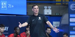 Ο Γιώργος Μπαρτζώκας στον τελικό με τον ΠΑΟΚ για το Super Cup