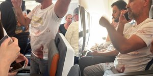Πλάνα από την καμπίνα του αεροσκάφους της πτήσης Ντουμπάι-Τελ Αβίβ