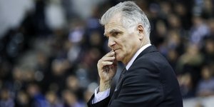 Ο Σούλης Μαρκόπουλος σε αγώνα της Basket League