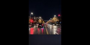 SUV κόκκινο