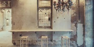 Ένα παλιό μηχανουργείο στον Πειραιά μεταμορφώθηκε σε χώρο design, τέχνης και φιλοξενίας