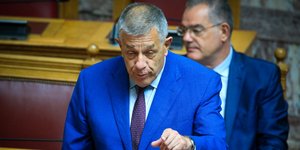 Ο Νίκος Ταχιάος στη Βουλή για τα σπίτια στη Κυψέλη από τα έργα της γραμμής 4 του μετρό