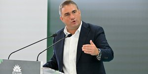 Κώστας Τσουκαλάς