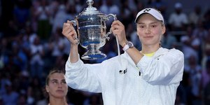 Η Ριμπάκινα κατακτάει το US Open