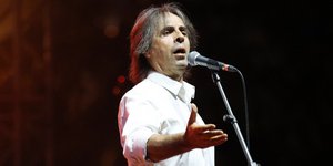 Ο ερμηνευτής Βασίλης Λέκκας