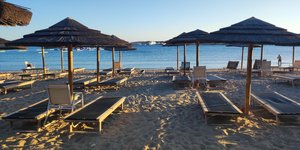 Ξαπλώστρες στη Βουλιαγμένη