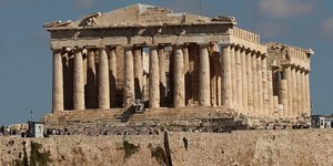Η Ελένη Αγγελακοπούλου, προϊσταμένη του τμήματος συντήρησης της Υπηρεσίας Συντήρησης Μνημείων Ακρόπολης, μιλάει στην ισπανική εφημερίδα El Pais / ΙΝΤΙΜΕ