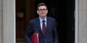 Ο πρωθυπουργός του Ηνωμένου Βασιλείου, Άντι Μπέρναμ