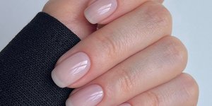 Photo Credit: Instagram Page @raelondonnails
