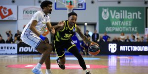 Στιγμιότυπο από το Καρδίτσα - Άρης για την Basket League