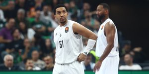 Παρί-Βιλερμπάν 96-98: Από το Παρίσι με... αγάπη ο Γουότερς έκρινε το γαλλικό ντέρμπι [βίντεο]