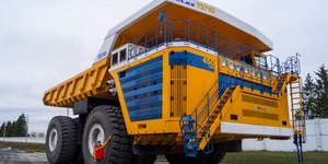 Tο μεγαλύτερο φορτηγό στον κόσμο έχει 4.600 ίππους και ζυγίζει 810 τόνους