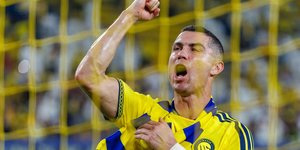Ο Κριστιάνο Ρονάλντο με την φανέλα της Αλ Νασρ