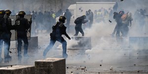 Εκτεταμένα επεισόδια σημειώθηκαν σε πολλές πόλεις της Γαλλίας