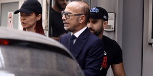 Ο γιατρός που προφυλακίστηκε για τον θάνατο του Γιώργου Μαζωνάκη
