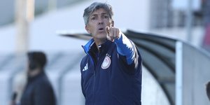 Ο Ιμανόλ Αλγκουαθίλ στην αναμέτρηση του Ολυμπιακού με την Μαρκό για το Κύπελλο Ελλάδας