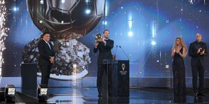 Ο Χάρι Κέιν με τη Χρυσή Μπάλα για το 2026